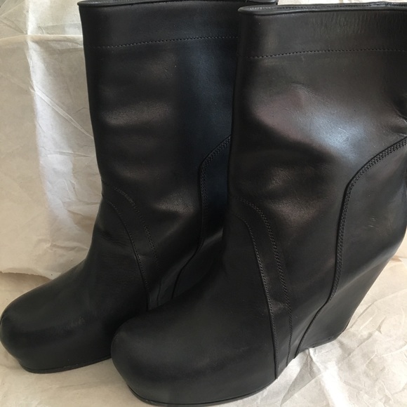 Rick Owens Women’s Leather Mid-calf Wedge Boots - Picture 3 of 8